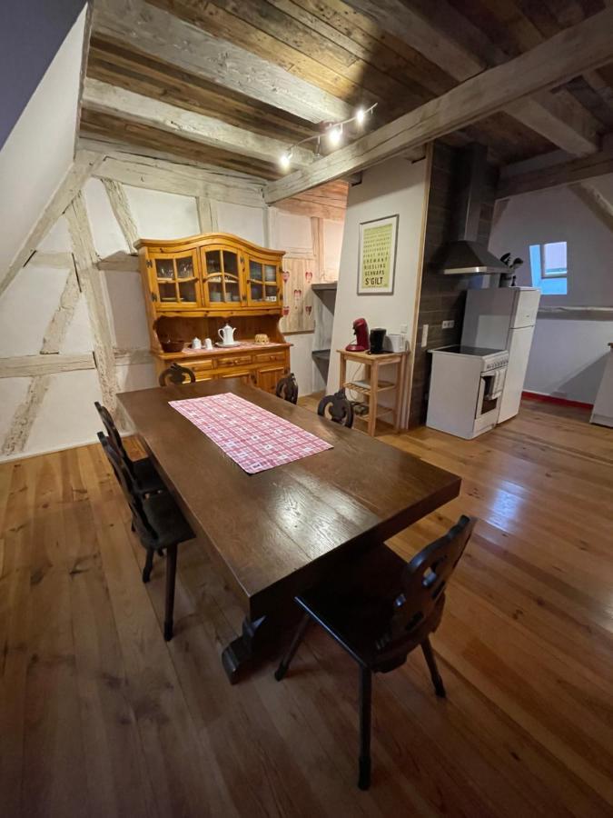 Les Epicuriens Du Rempart Apartment Eguisheim Bagian luar foto